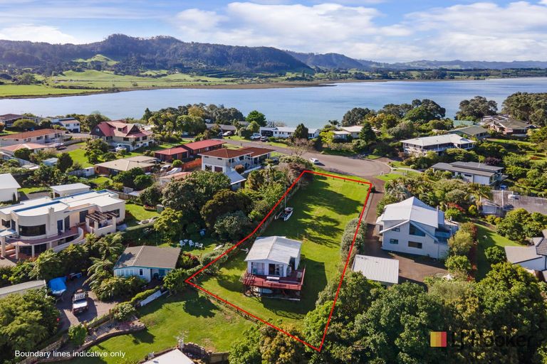 Photo of property in 16 Giles Way, Tanners Point, Tahawai, 3177