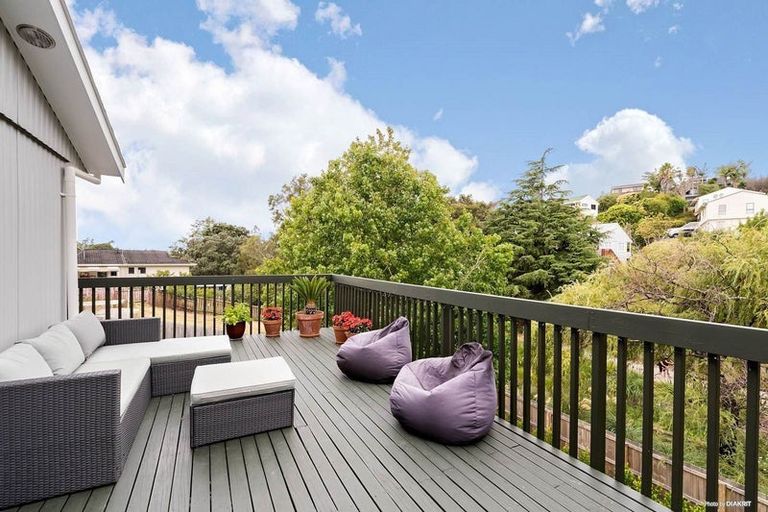 Photo of property in 2/28 Scarlock Avenue, Browns Bay, Auckland, 0630