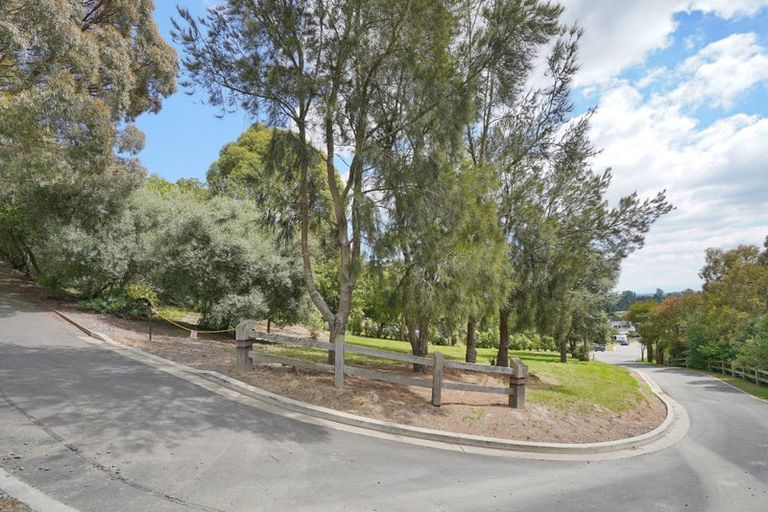 Photo of property in 11 Saddle Vale Rise, Halswell, Christchurch, 8025