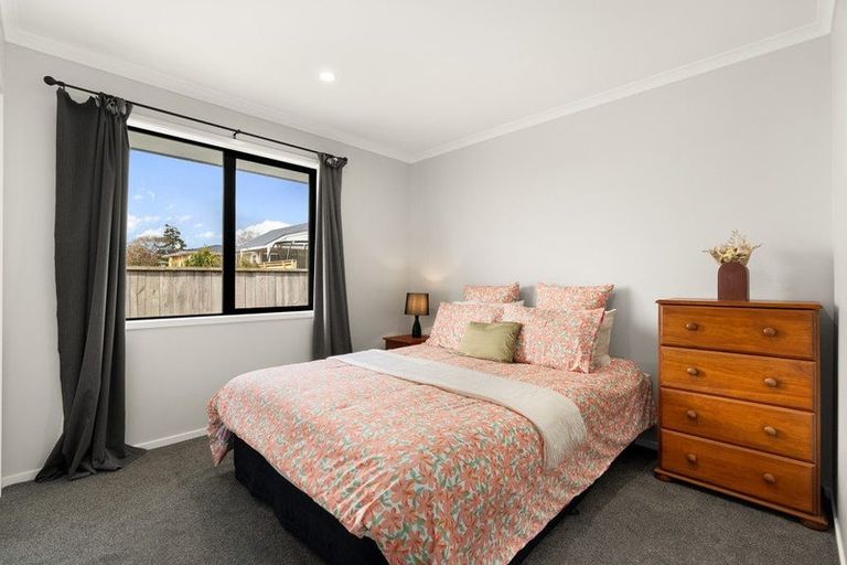 Photo of property in 15 Pipi Crescent, Tuakau, 2121