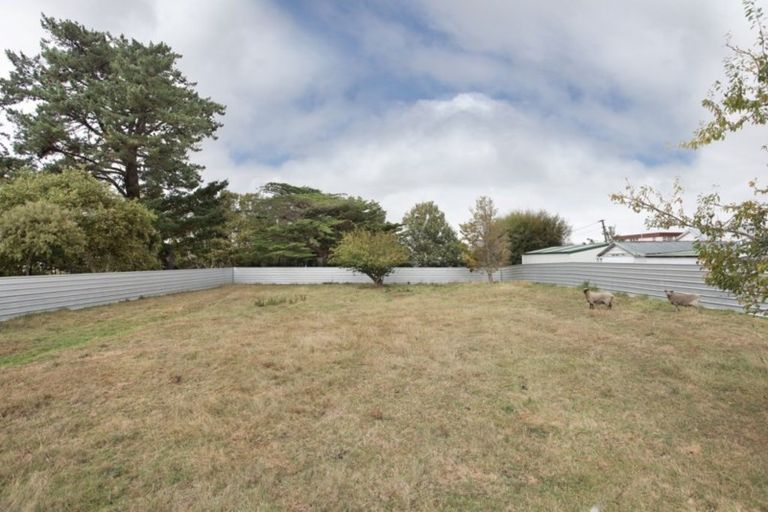 Photo of property in 6 Lower Beaven Street, Marton, 4710