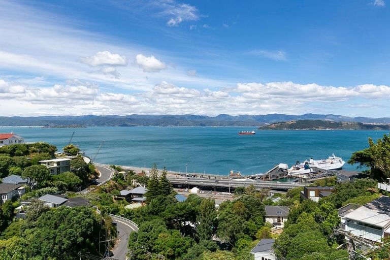 Photo of property in 85 Barnard Street, Wadestown, Wellington, 6012