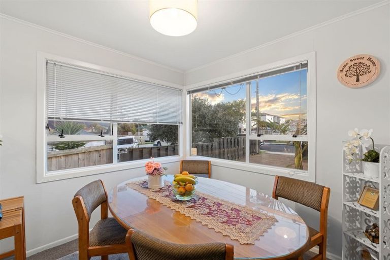 Photo of property in 38 Thompson Terrace, Manurewa, Auckland, 2102
