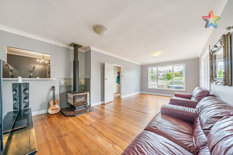 Photo of property in 5 Faulke Avenue, Wainuiomata, Lower Hutt, 5014