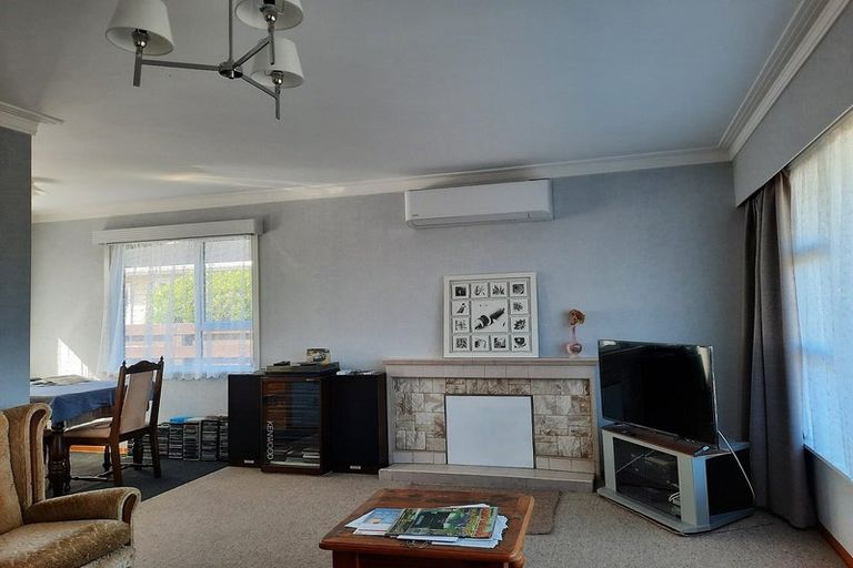 Photo of property in 46 Ramanui Avenue, Hawera, 4610