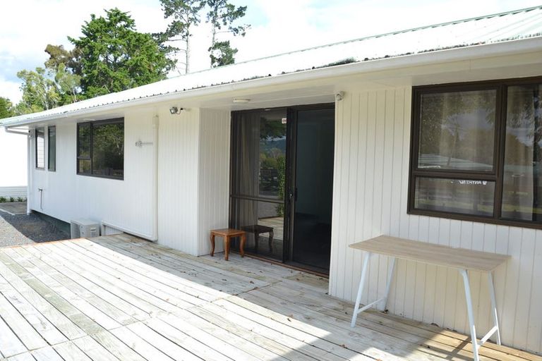 Photo of property in 580 Burtt Road, Runciman, Drury, 2578