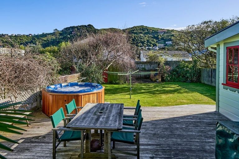 Photo of property in 126 Clyde Street, Island Bay, Wellington, 6023