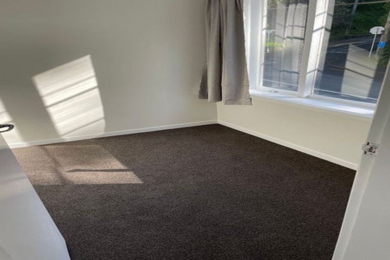 Photo of property in 1/131 Glenmore Street, Kelburn, Wellington, 6012