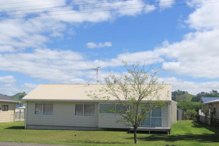 Photo of property in 22 Hillview Road, Waihi Beach, 3611