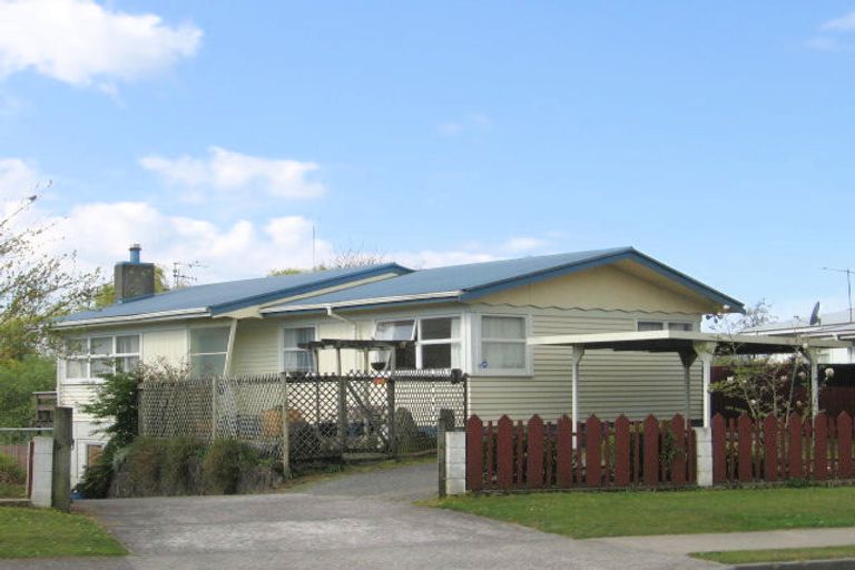 Photo of property in 13 Homedale Street, Pukehangi, Rotorua, 3015