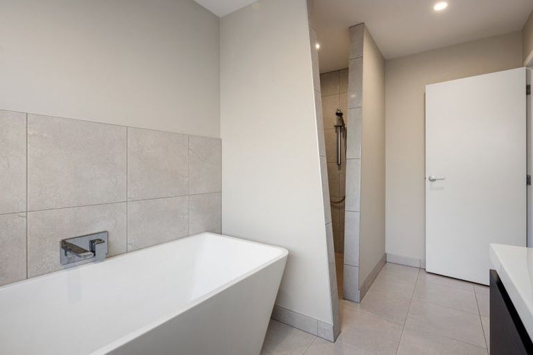 Photo of property in 15 Hyatt Close, Leamington, Cambridge, 3432