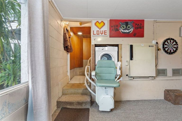 Photo of property in 5 Adams Place, Te Kamo, Whangarei, 0112