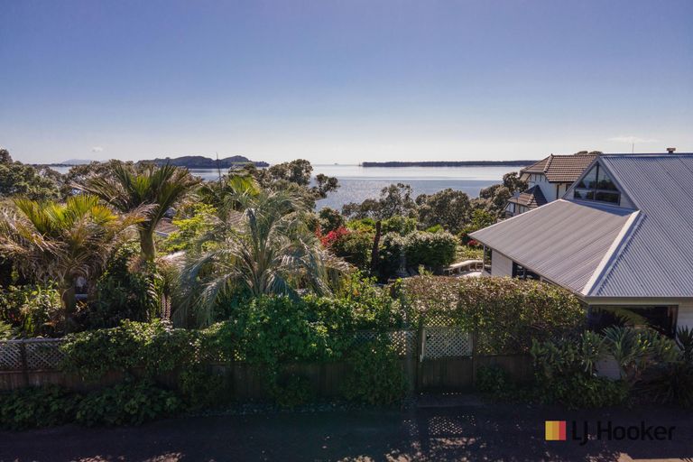 Photo of property in 16 Giles Way, Tanners Point, Tahawai, 3177