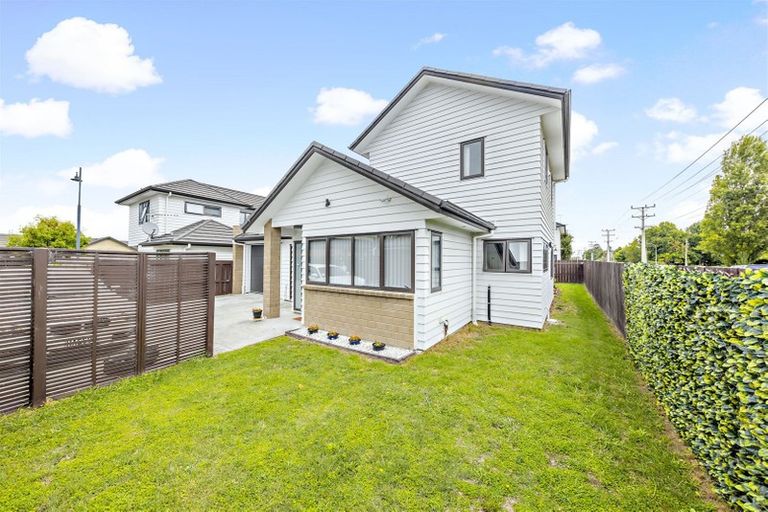 Photo of property in 51 Tarapiroe Avenue, Takanini, 2112