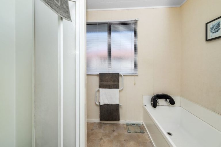 Photo of property in 180 Pukehangi Road, Pukehangi, Rotorua, 3015