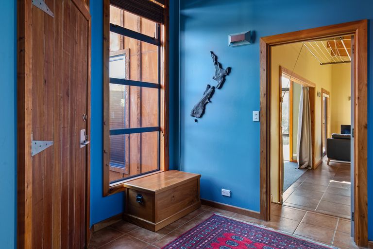 Photo of property in 3a Lanes Road, Bridge Hill, Alexandra, 9320