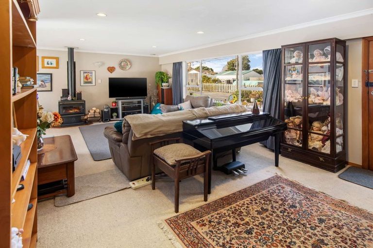 Photo of property in 15b Gonville Avenue, Gonville, Whanganui, 4501