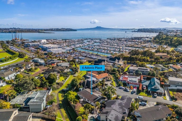 Photo of property in 6 Adonis Place, Half Moon Bay, Auckland, 2012