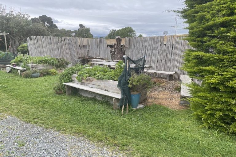 Photo of property in 145 Te Moana Road, Waikanae, 5036