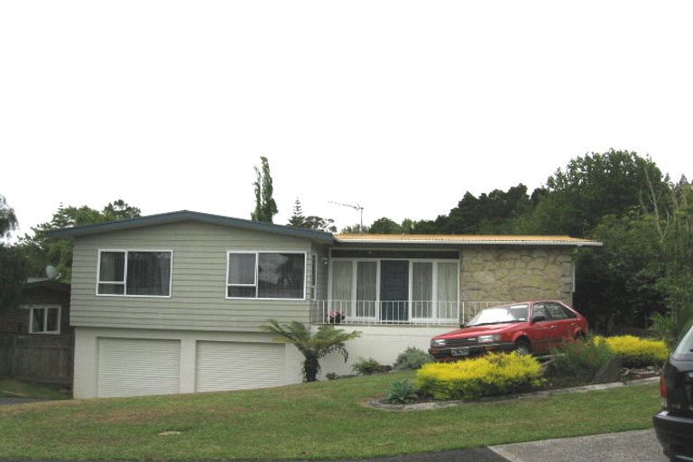 Photo of property in 10 Munstead Place, Hillcrest, Auckland, 0627
