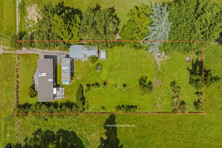 Photo of property in 11 Bevan Street, Woodville, 4920