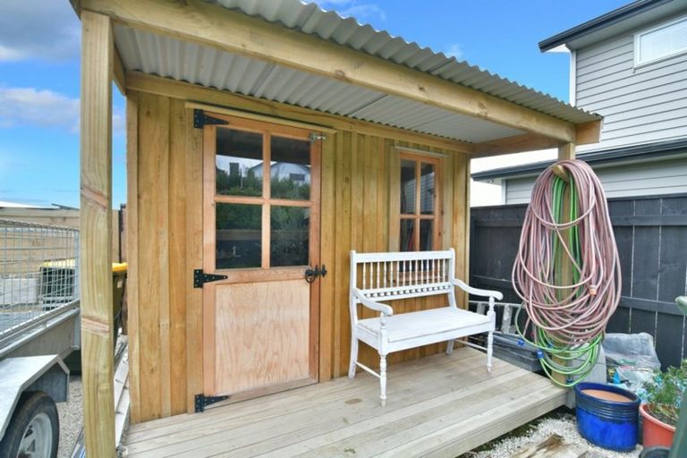 Photo of property in 18 Flavell Drive, Orewa, 0931