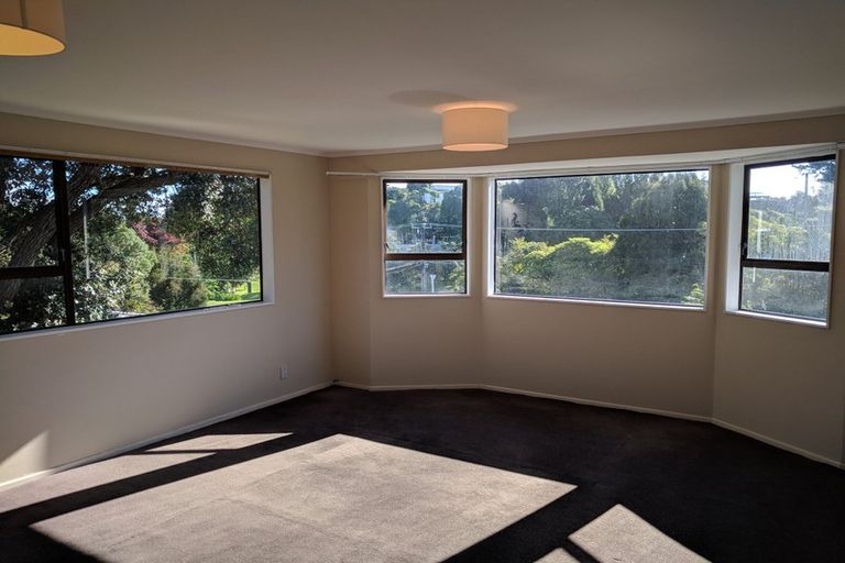 Photo of property in 39 Tennis Court Road, Raumati South, Paraparaumu, 5032