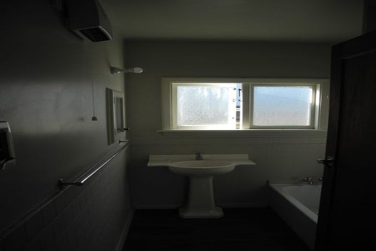 Photo of property in 17 Bowenvale Avenue, Cashmere, Christchurch, 8022