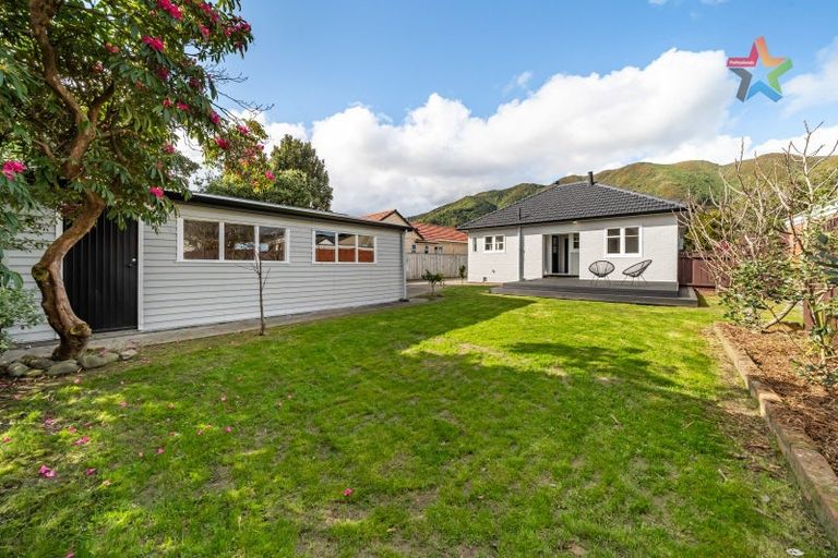 Photo of property in 19 Bell Road, Waiwhetu, Lower Hutt, 5010