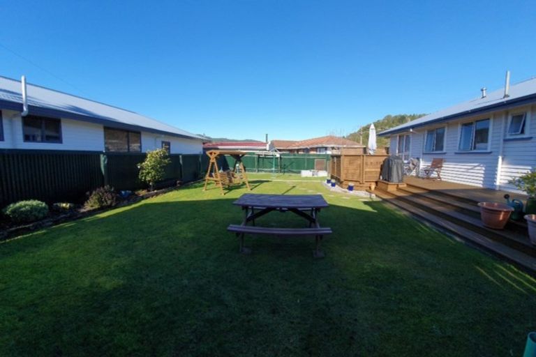 Photo of property in 53 Marlborough Street, Greymouth, 7805
