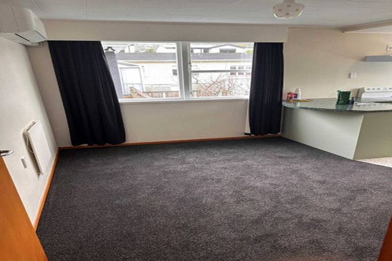 Photo of property in 15 Chamberlain Road, Karori, Wellington, 6012