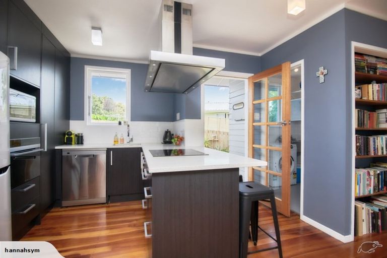 Photo of property in 46 Taurus Crescent, Beach Haven, Auckland, 0626