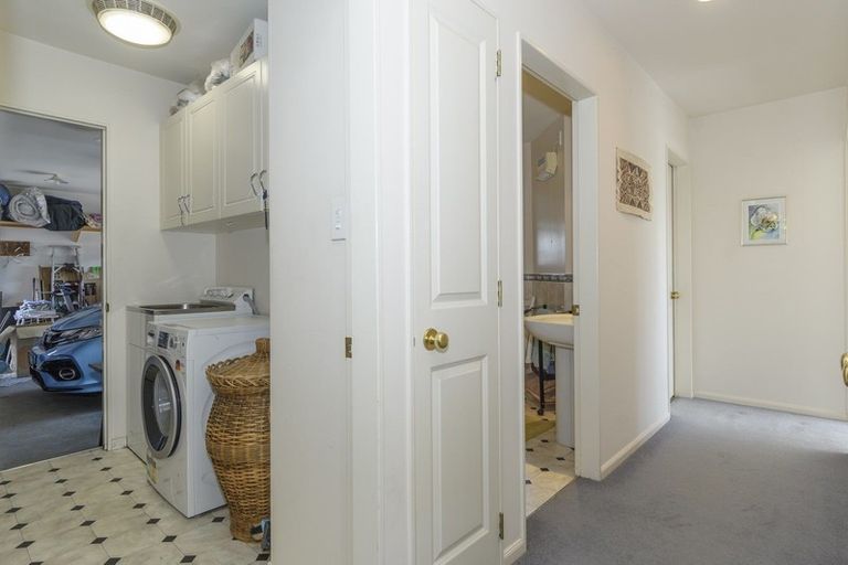 Photo of property in 480a Devonport Road, Tauranga South, Tauranga, 3112