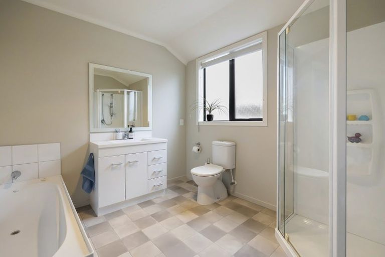 Photo of property in 86 Queens Drive, Saint Kilda, Dunedin, 9012