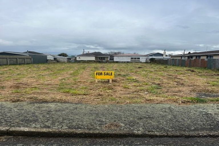 Photo of property in 24 Stobo Street, Grasmere, Invercargill, 9810