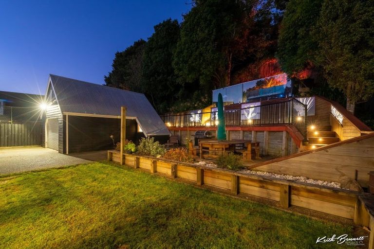 Photo of property in 15 Johnswood Grove, Clouston Park, Upper Hutt, 5018