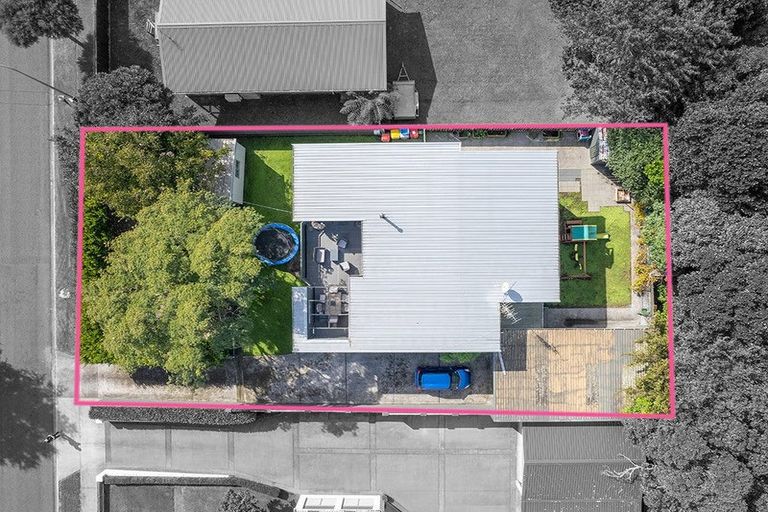 Photo of property in 21 Mace Street, Waitara, 4320