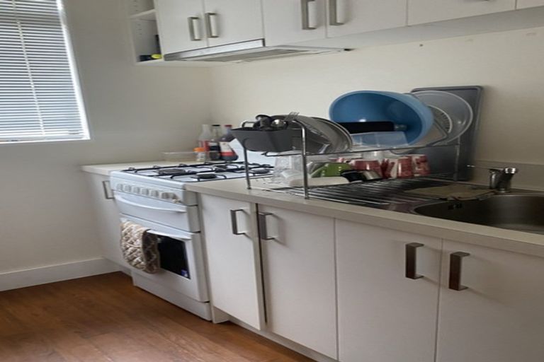 Photo of property in 8 Bushland Grove, Paparangi, Wellington, 6037