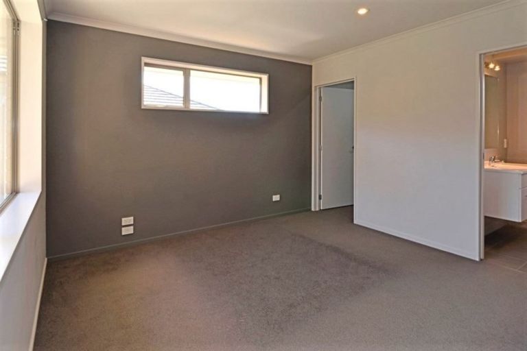 Photo of property in 2/2 Vintners Lane, Woolston, Christchurch, 8023