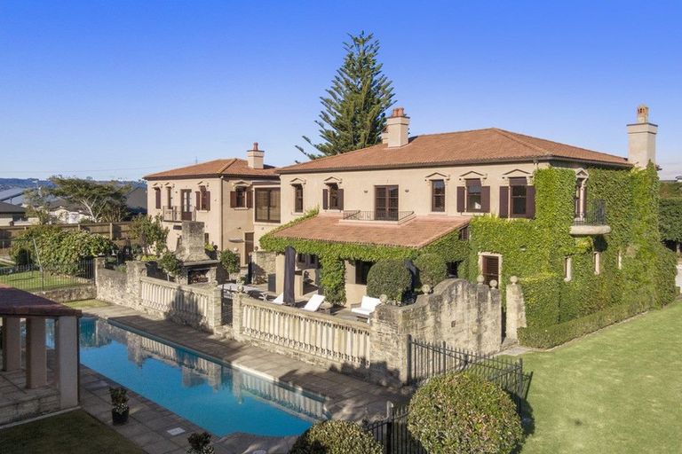 Photo of property in 17 Pararekau Road, Karaka, Papakura, 2580