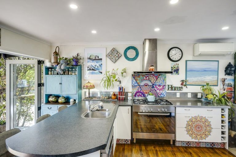 Photo of property in 56 Clarence Cox Crescent, Pirimai, Napier, 4112