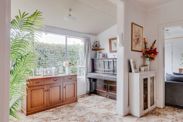 Photo of property in 17 Dawson Street, Pahiatua, 4910