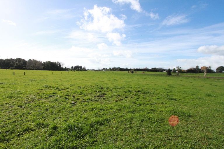 Photo of property in 173 Kairau Road, Brixton, New Plymouth, 4373