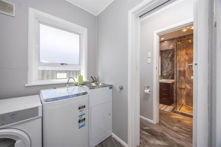 Photo of property in 47 Vardon Road, St Andrews, Hamilton, 3200