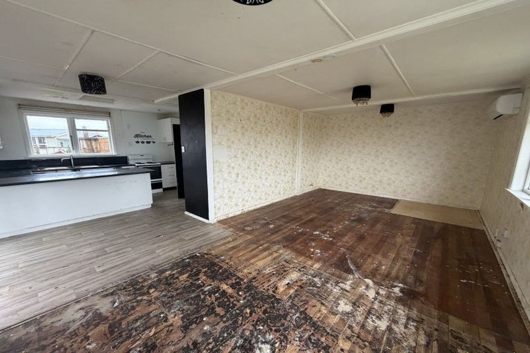 Photo of property in 16 Robertshawe Crescent, Dannevirke, 4930