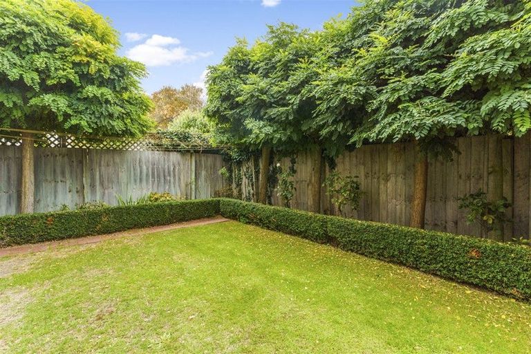 Photo of property in 2/110 Nayland Street, Sumner, Christchurch, 8081