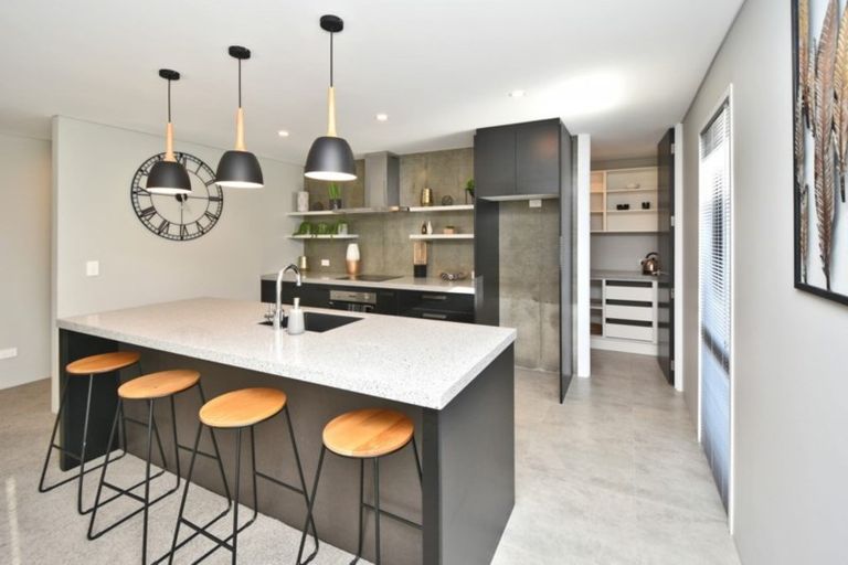 Photo of property in 33 Prestons Park Drive, Marshland, Christchurch, 8083