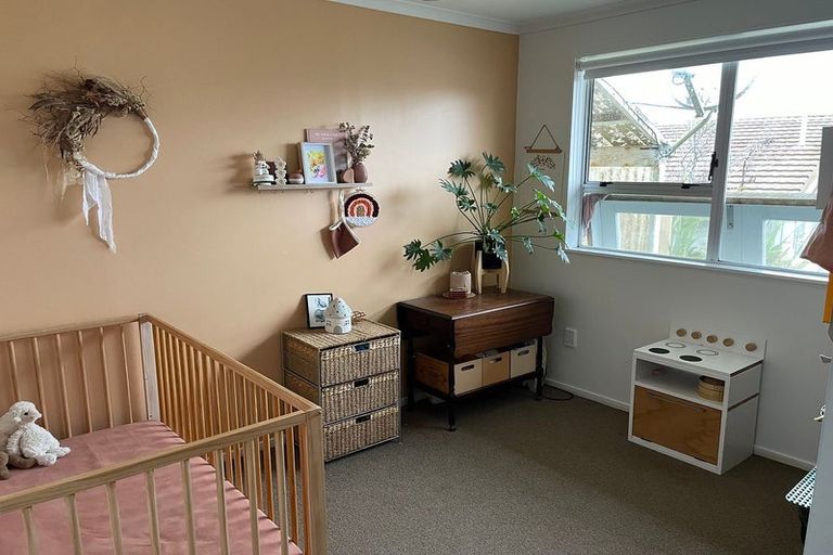 Photo of property in 71a Percy Dyett Drive, Karori, Wellington, 6012