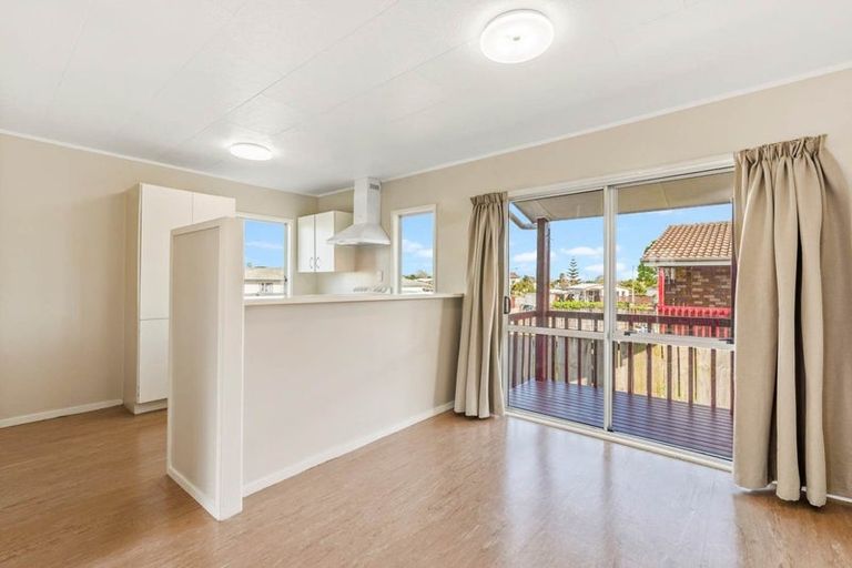 Photo of property in 27 Secretariat Place, Randwick Park, Auckland, 2105