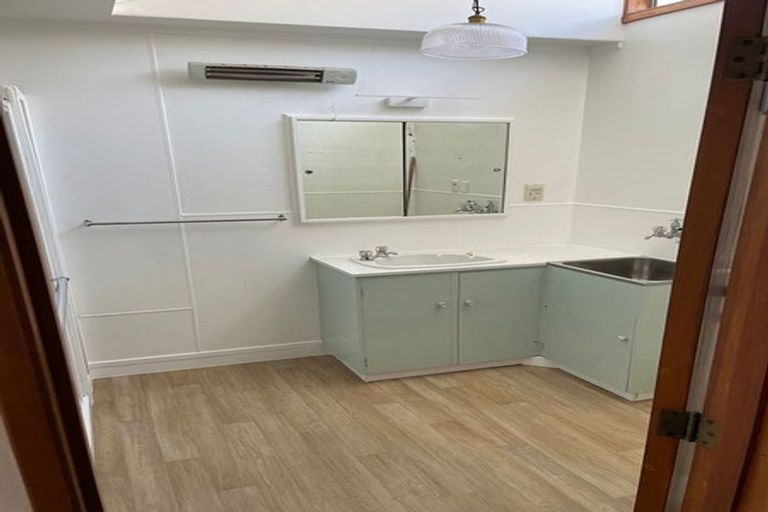 Photo of property in 1004 Papamoa Beach Road, Papamoa Beach, Papamoa, 3118